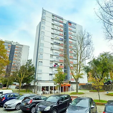 Airport Cozy 아파트