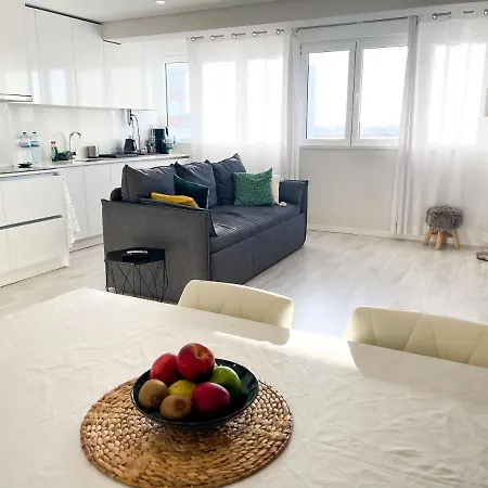 Airport Cozy * 리스본