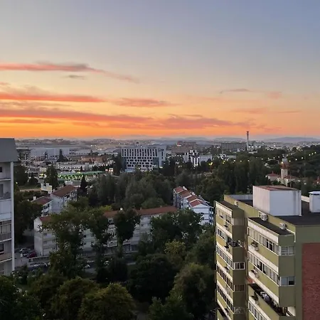 Airport Apartment Lissabon