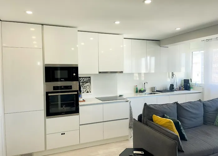 Airport Cozy Appartement *